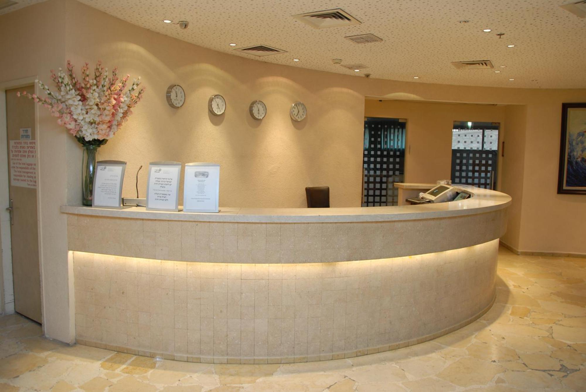 Adi Hotel Eilat Exterior foto